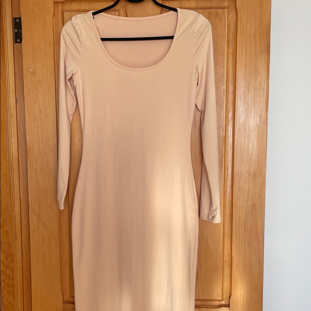 M   SECOND SKIN  Dress in Nude